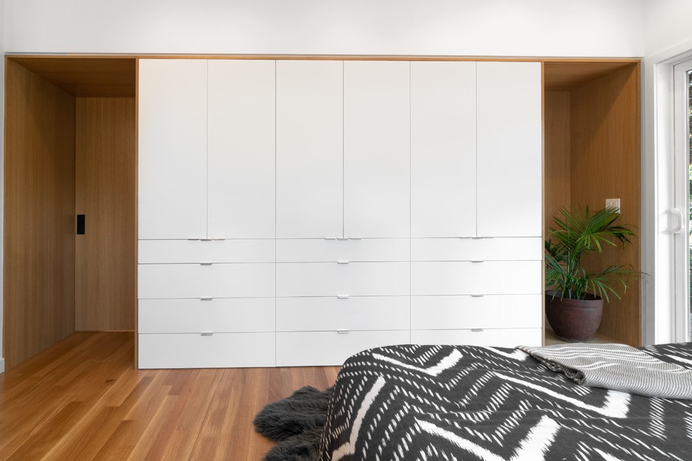 Introducing the built-in modern bedroom